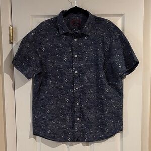 UNTUCKit Navy‎ Blue Floral Casual Button Down Shirt